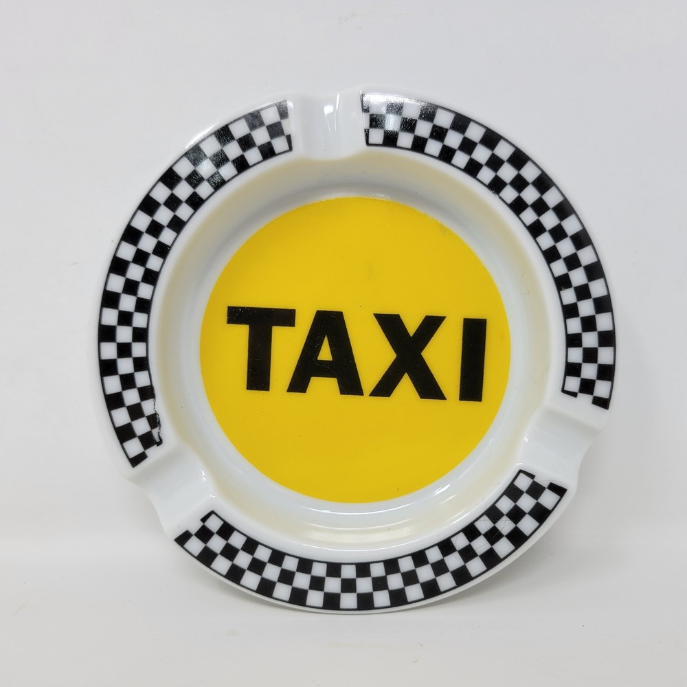 Vintage 1979 Vandor Taxi Ashtray Ceramic Checkered Yellow Black Round 5 Inch
